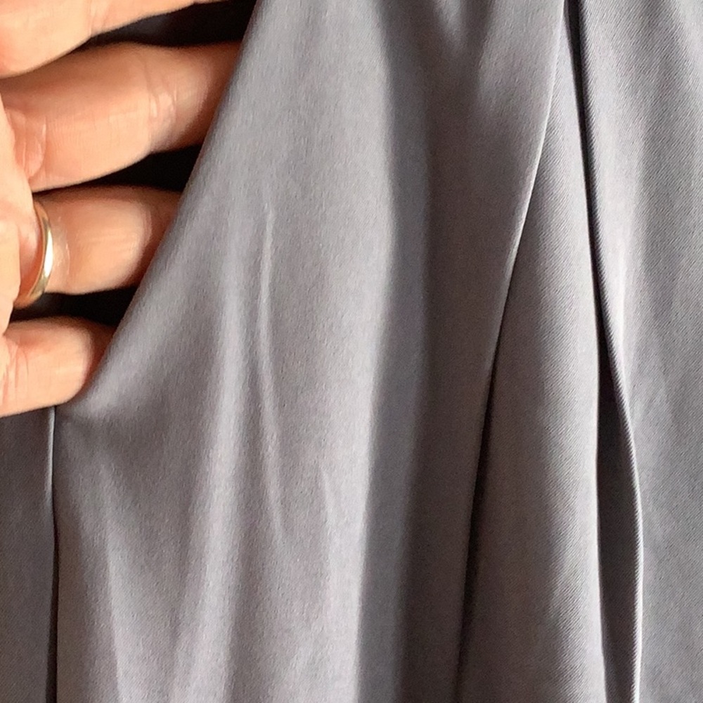 Contemporary Gray Wide-Leg High-Waisted Trousers - Picture 5 of 7